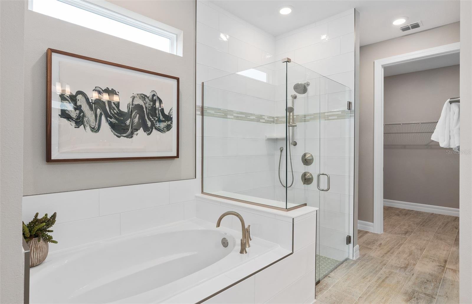 Bathroom finishes in a new Orlando home